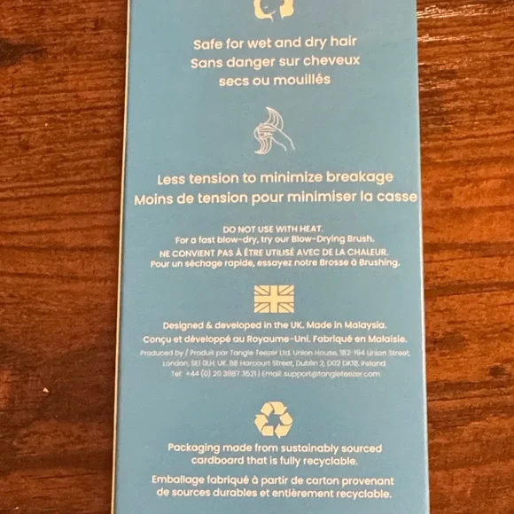 Tangle Teezer Detangling Hairbrush Extra Gentle in Turquoise - Picture 3 of 13